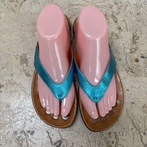 Hera Leather Thong Sandal Flat By Juli Size 9